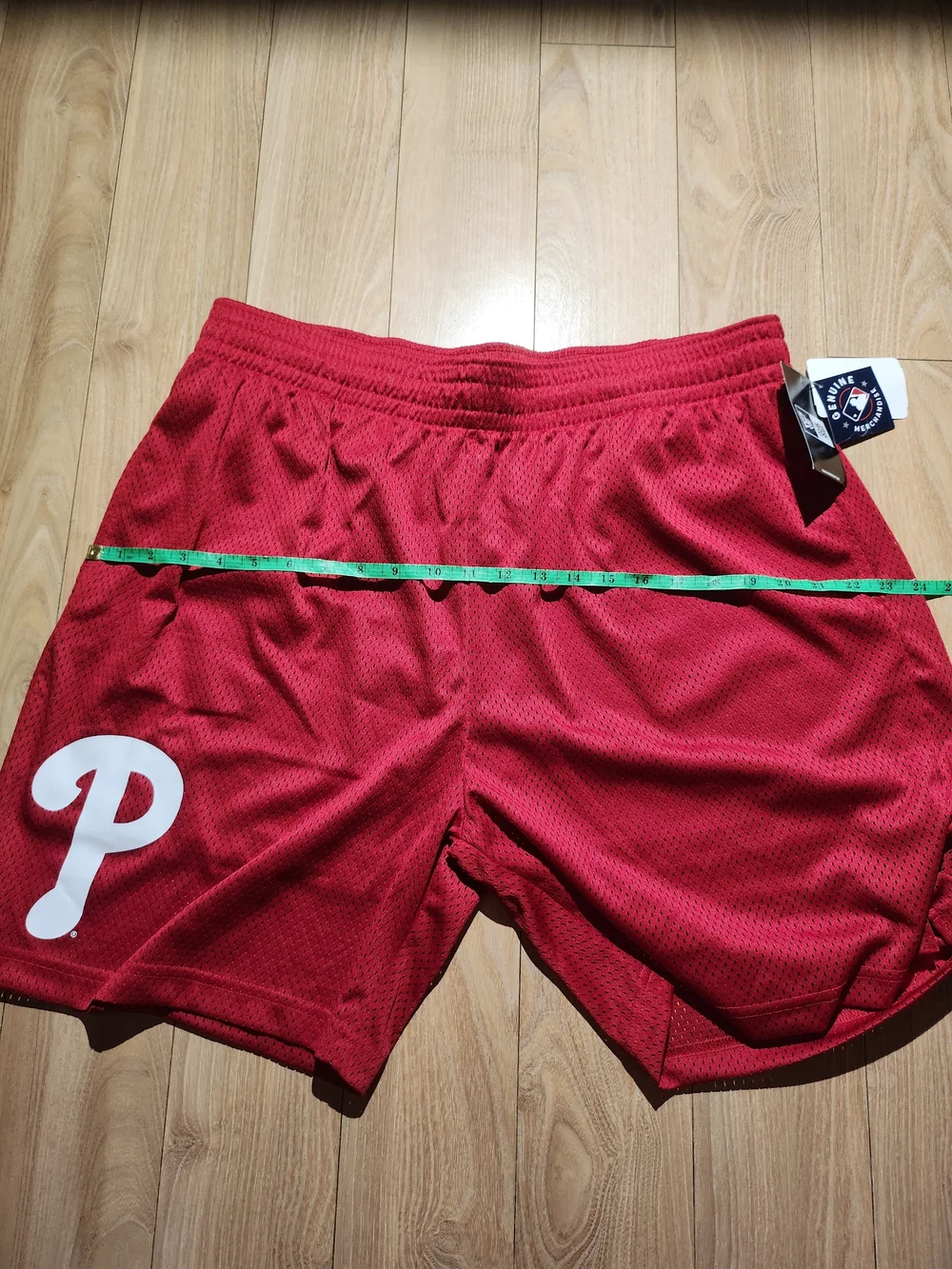 New Era Men's Phillies Athletic Mesh Shorts / 2XL / NWT